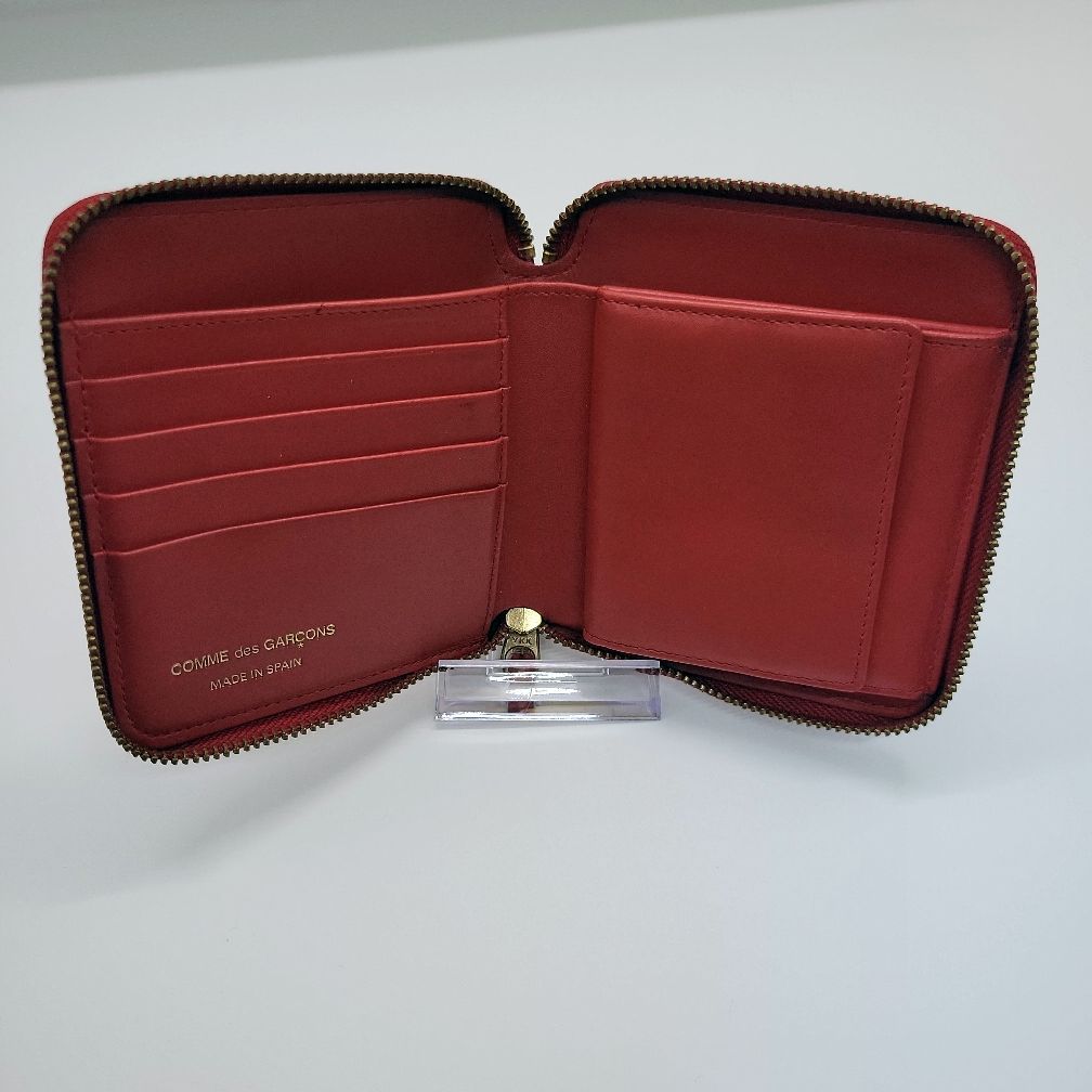 COMME des GARÇONS（コムデギャルソン） ドット柄 ラウンドファスナー