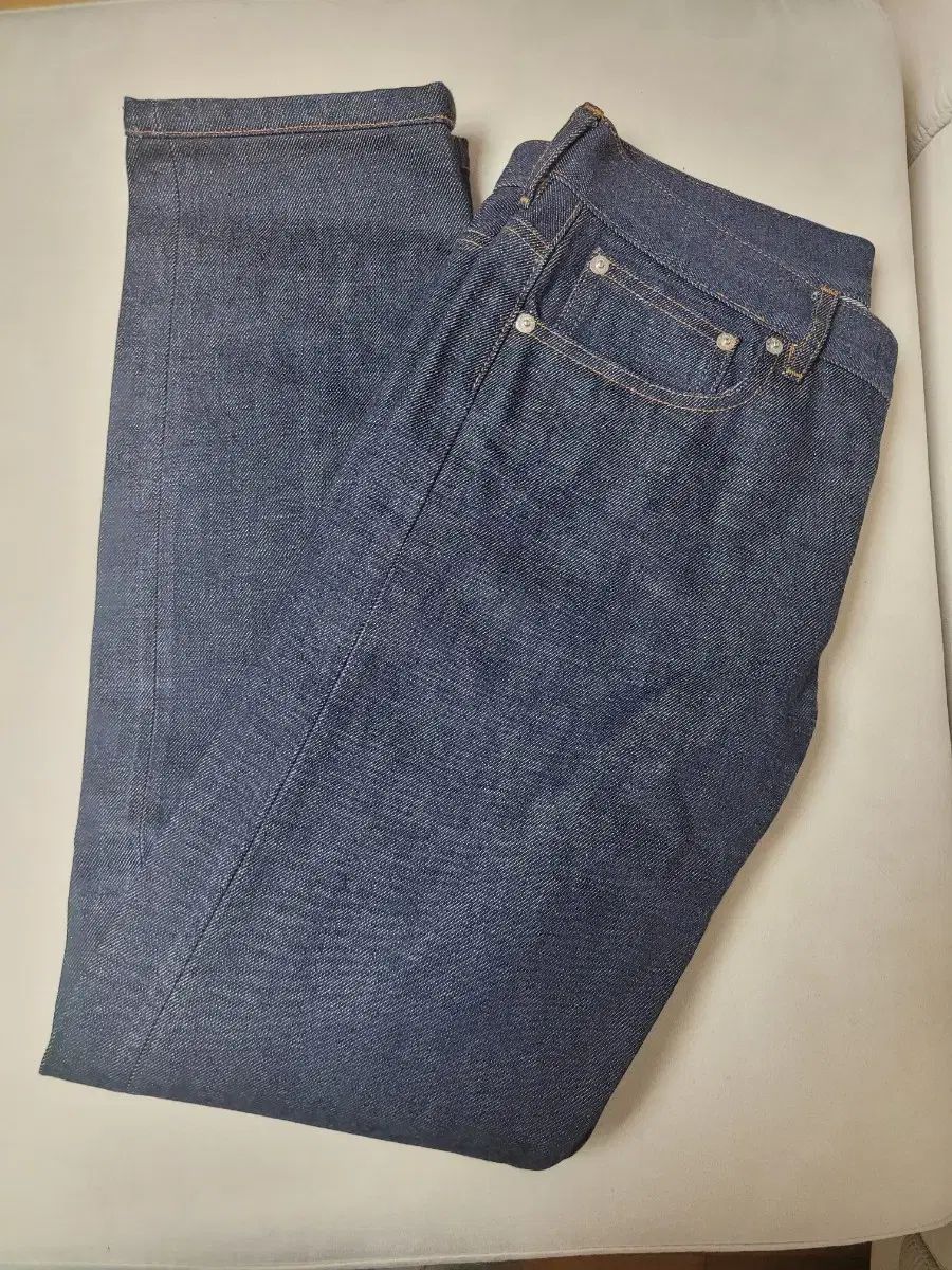 apc A.P.C.(アー・ペー・セー) 生デニム