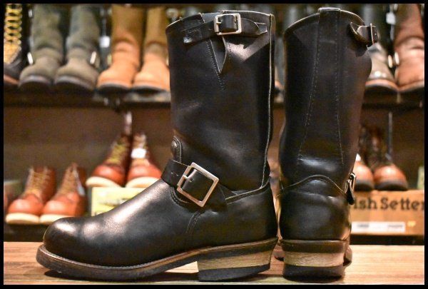 ブーツ redwing
