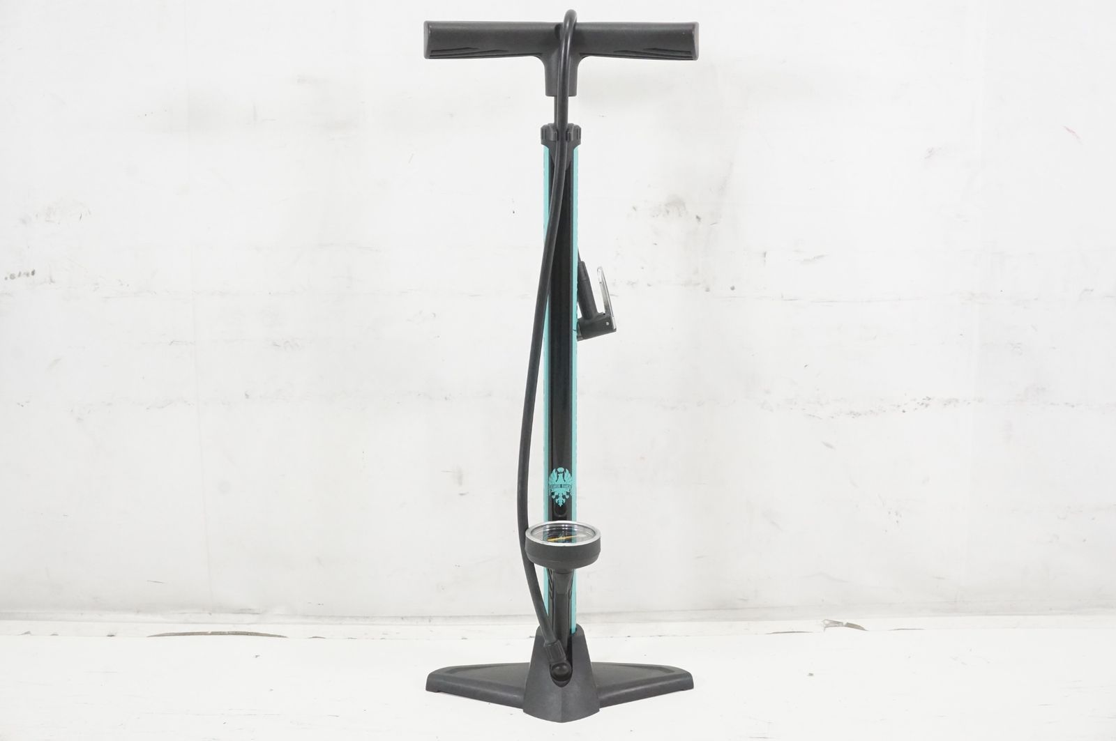 引取り希望　ビアンキ　ミニベロメルローBianchi 空気入れオマケ 引取り希望 ビアンキ ミニベロメルローBianchi 空気入れオマケ 【公式