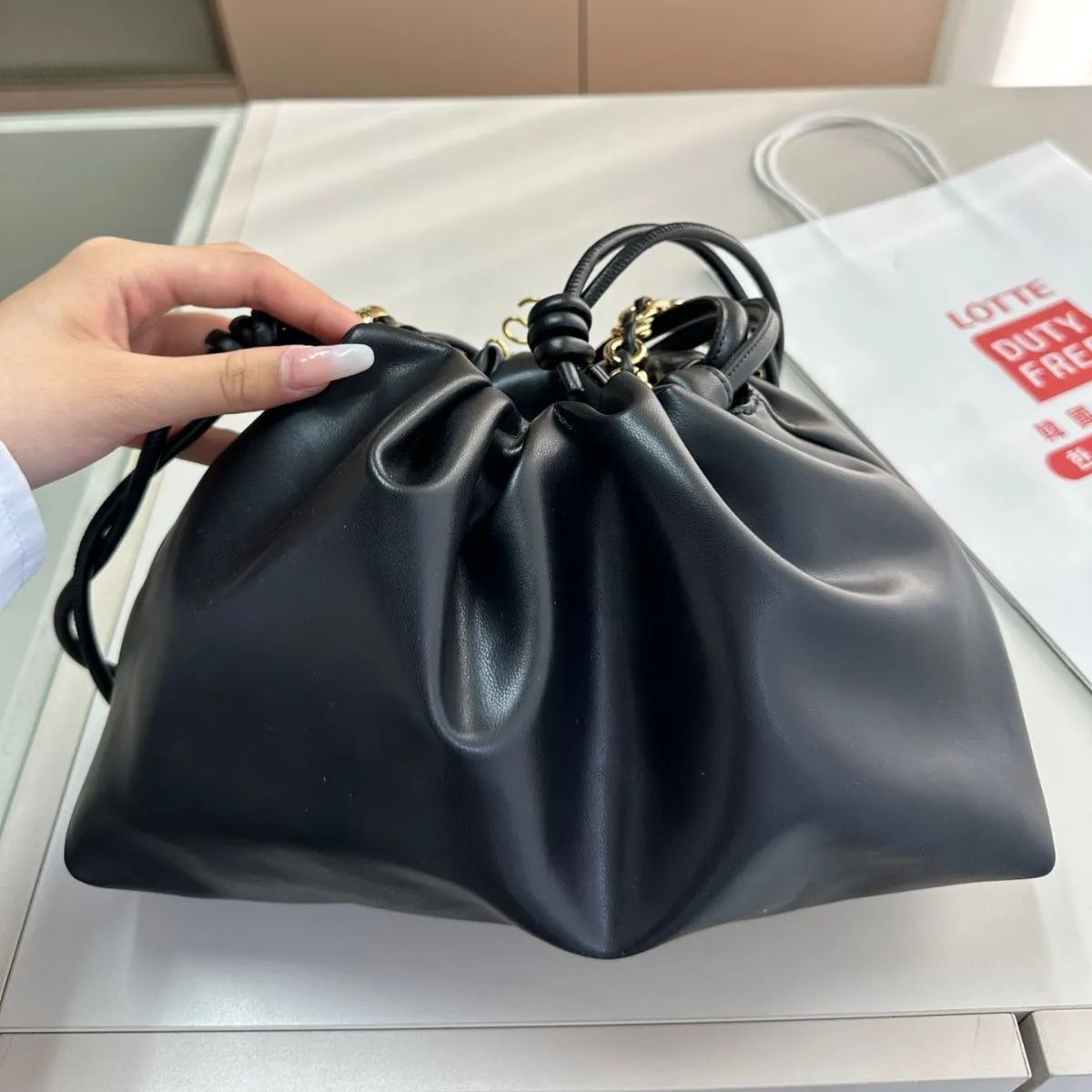 新品未使用 Loewe ロエベ ショルダーバッグ ファッション バッグ - メルカリ