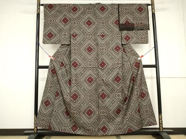 8386☆送料込み❣️ アンティーク 大島紬 龍郷 秋名バラ 4枚 まとめ売り❣️ 8386☆送料込み❣️ アンティーク 大島紬 龍郷 秋名バラ 4枚 まとめ