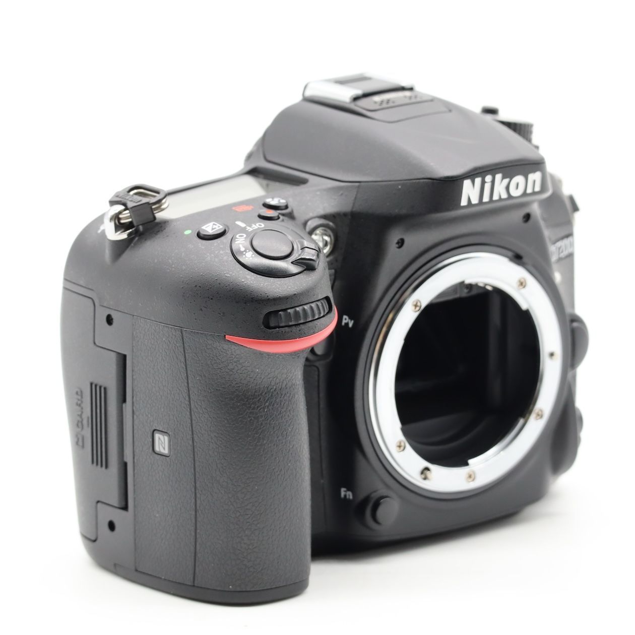 新品級】☆ショット数「1924回」Nikon ニコン D7200 ボディ - メルカリ