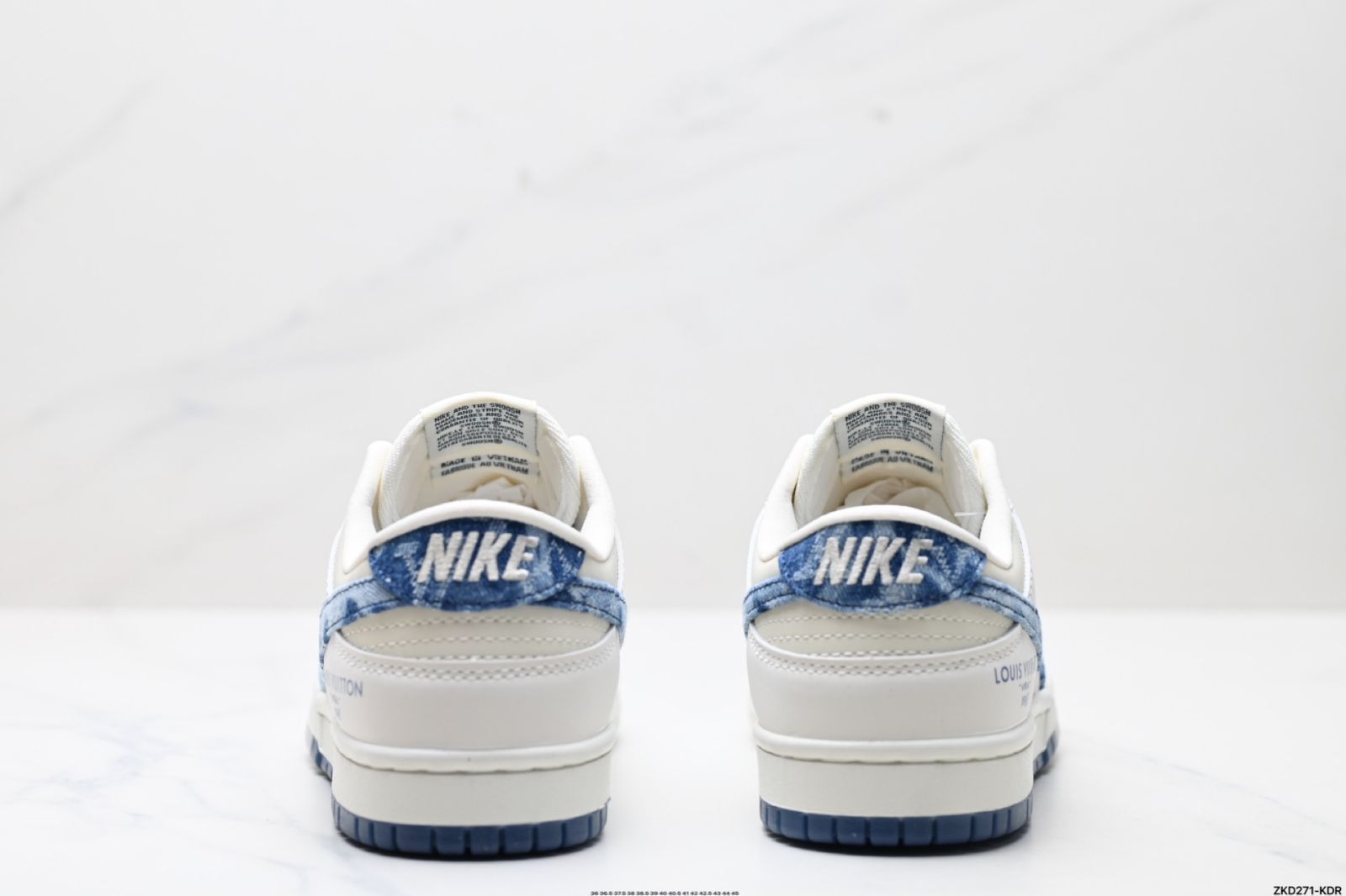 全新未使用Nike Dunk Low Retro 