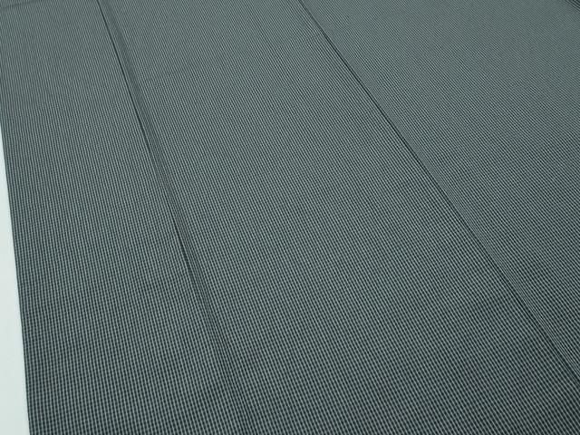 雪の中のきれ 格子柄