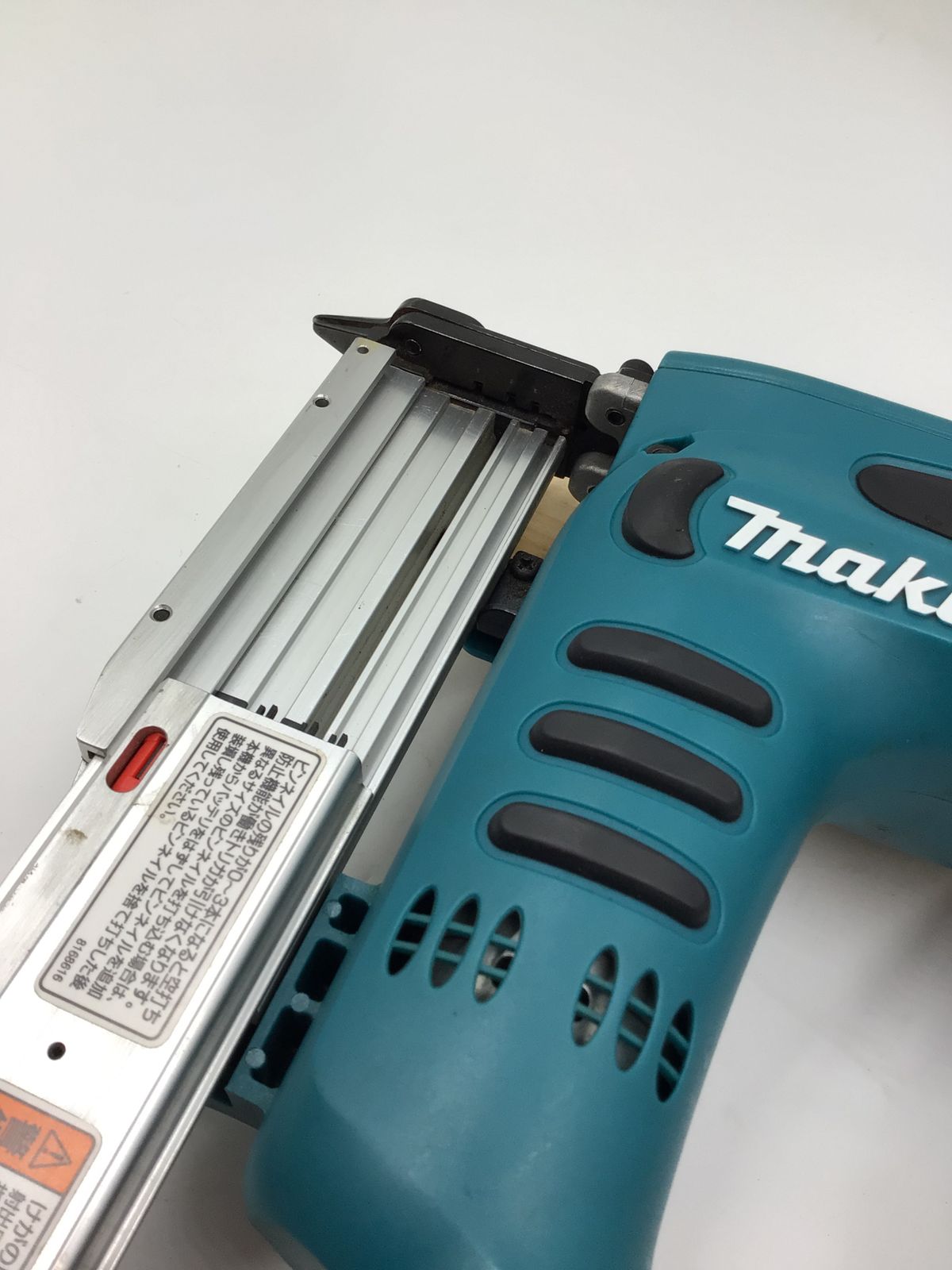 領収書発行可】☆Makita/マキタ 14.4v35mm充電式ピンタッカ PT350DZ