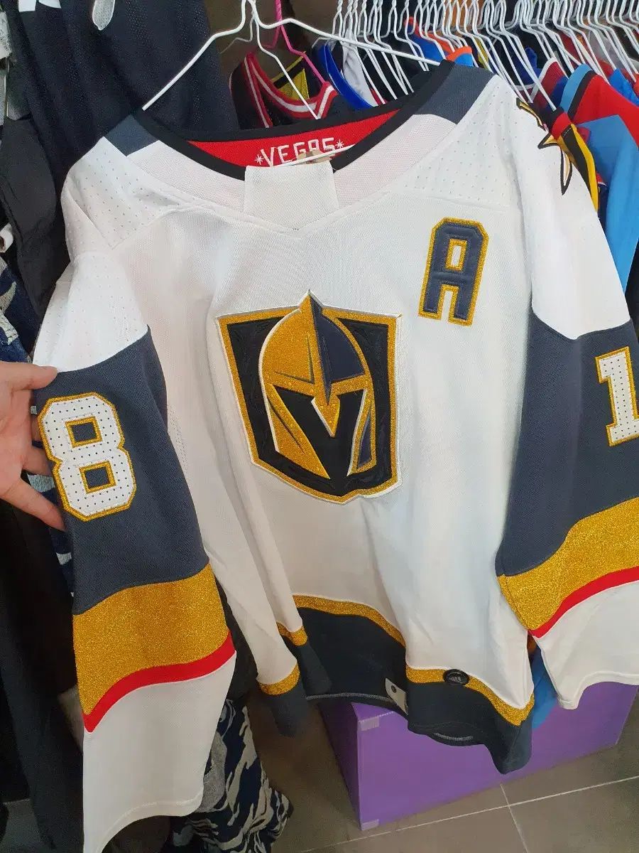 nhl adidas アディダス ラスベガス ホッケー ニール 52 ビッグサイズ 非常に使用されている 美しい商品 選択の余地はない