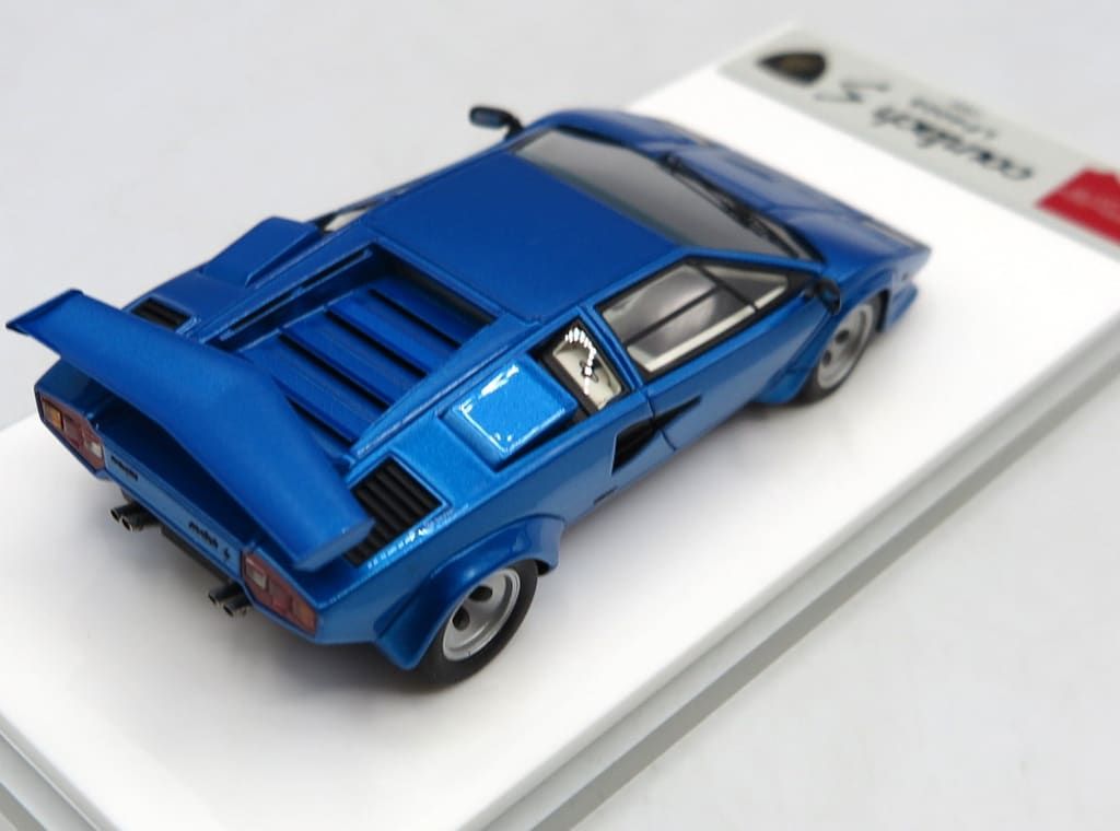 Make UP 1|43EIDOLON -With Rear wing- Lamborghini Countach LP400S 1980 Metallic Blue EM432F