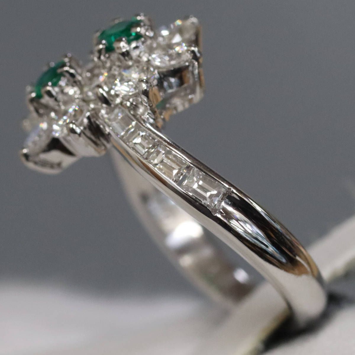 Pt900ダイヤモンドエメラルドリング D1.17 E0.18 6.6g #12 - メルカリ 