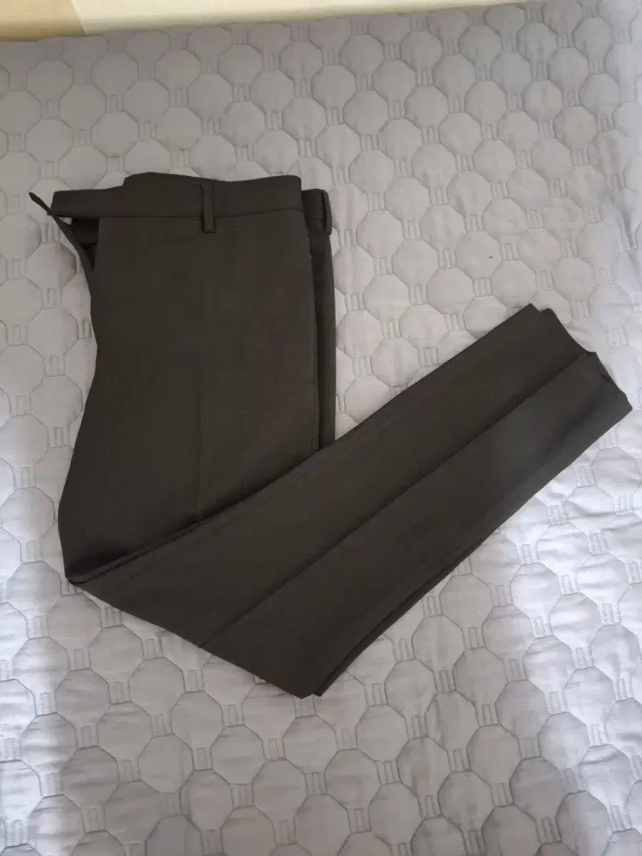 50 ディオール オム 09 ブラック スラックス