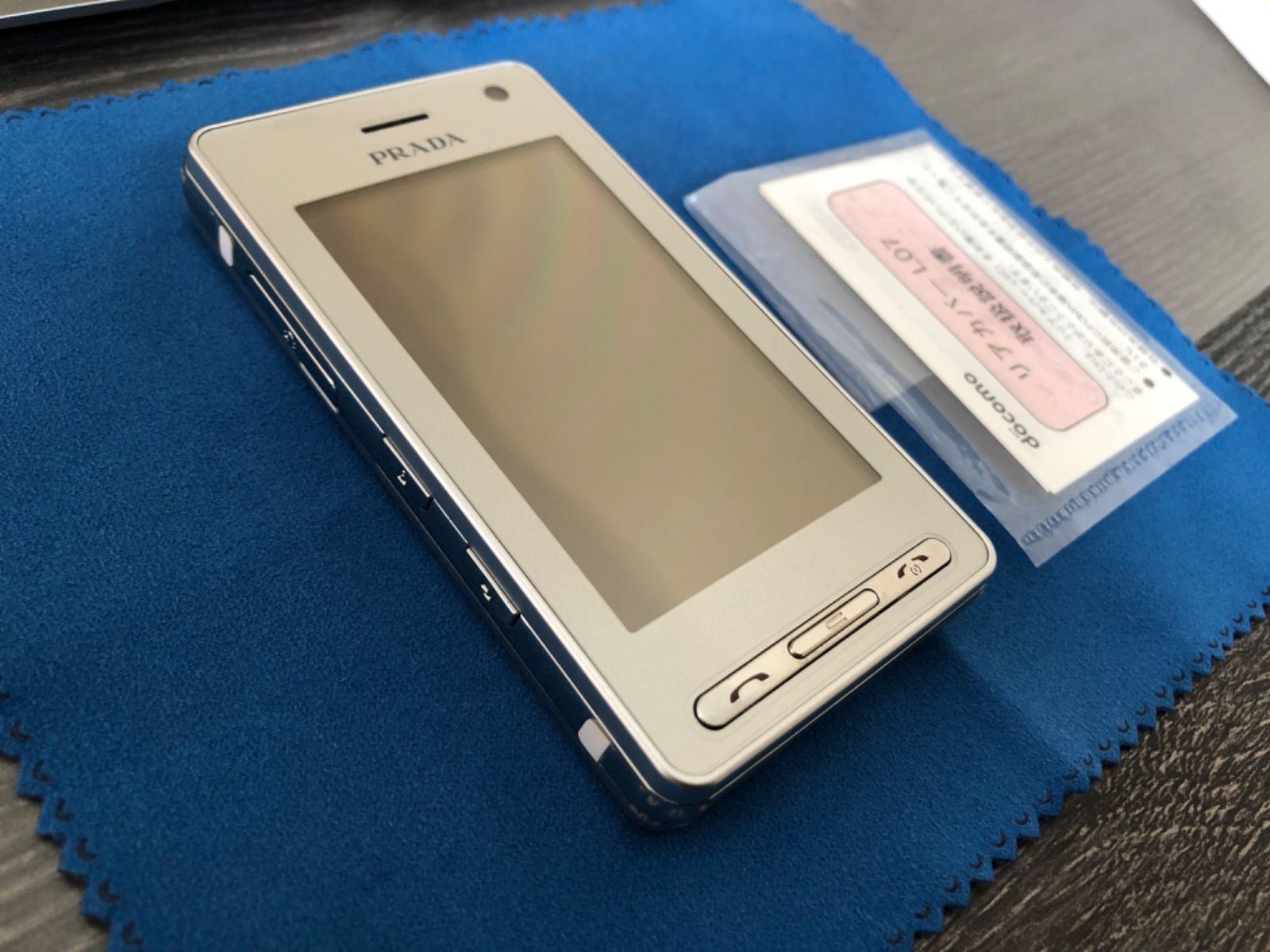 希少プレミア品】FOMA L852i プラダフォン(未使用/預託交換品)PRADA