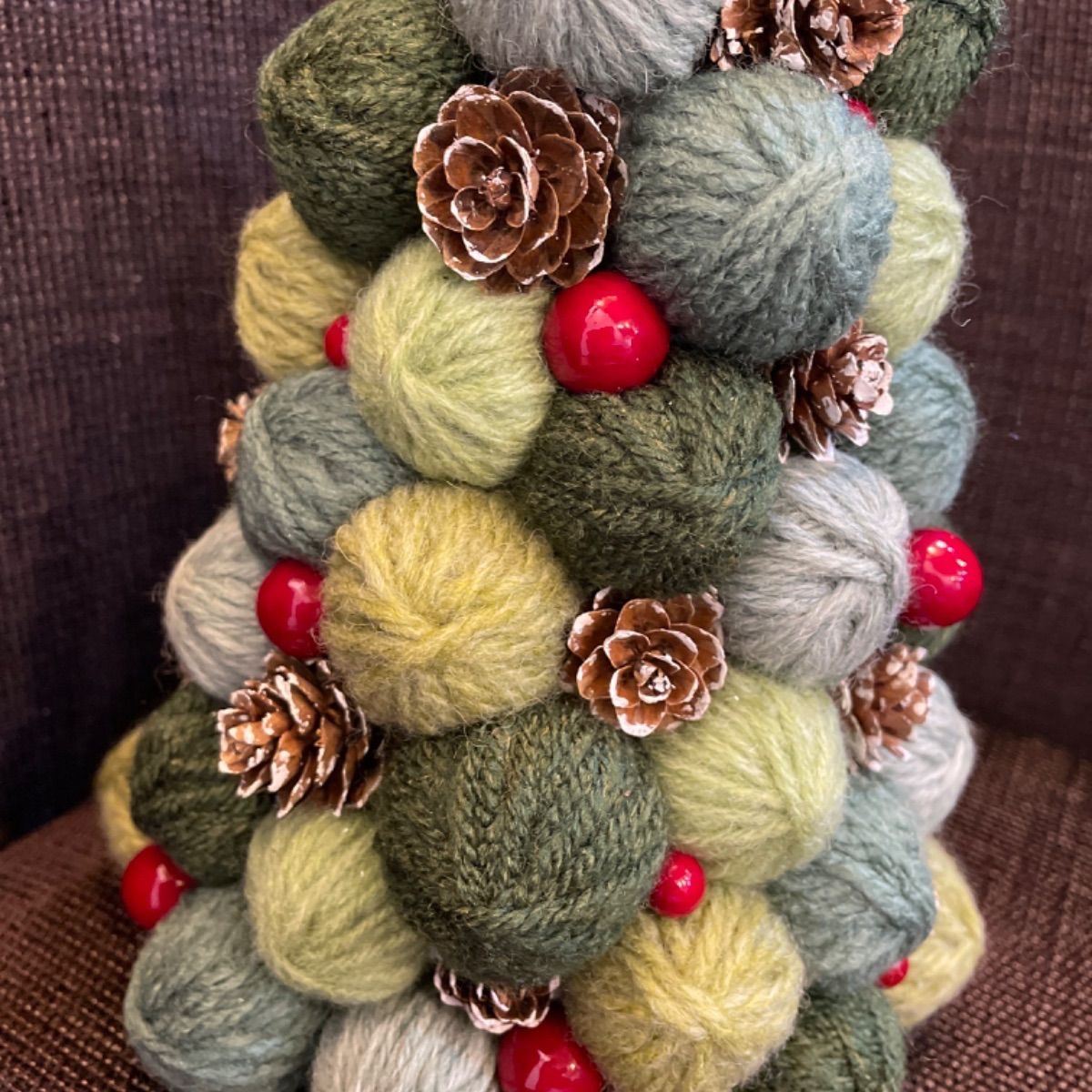 🌲クリスマス ツリー🌲【毛糸玉・木の実】① - メルカリ