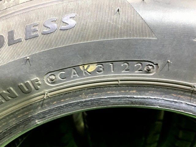 スタッドレス