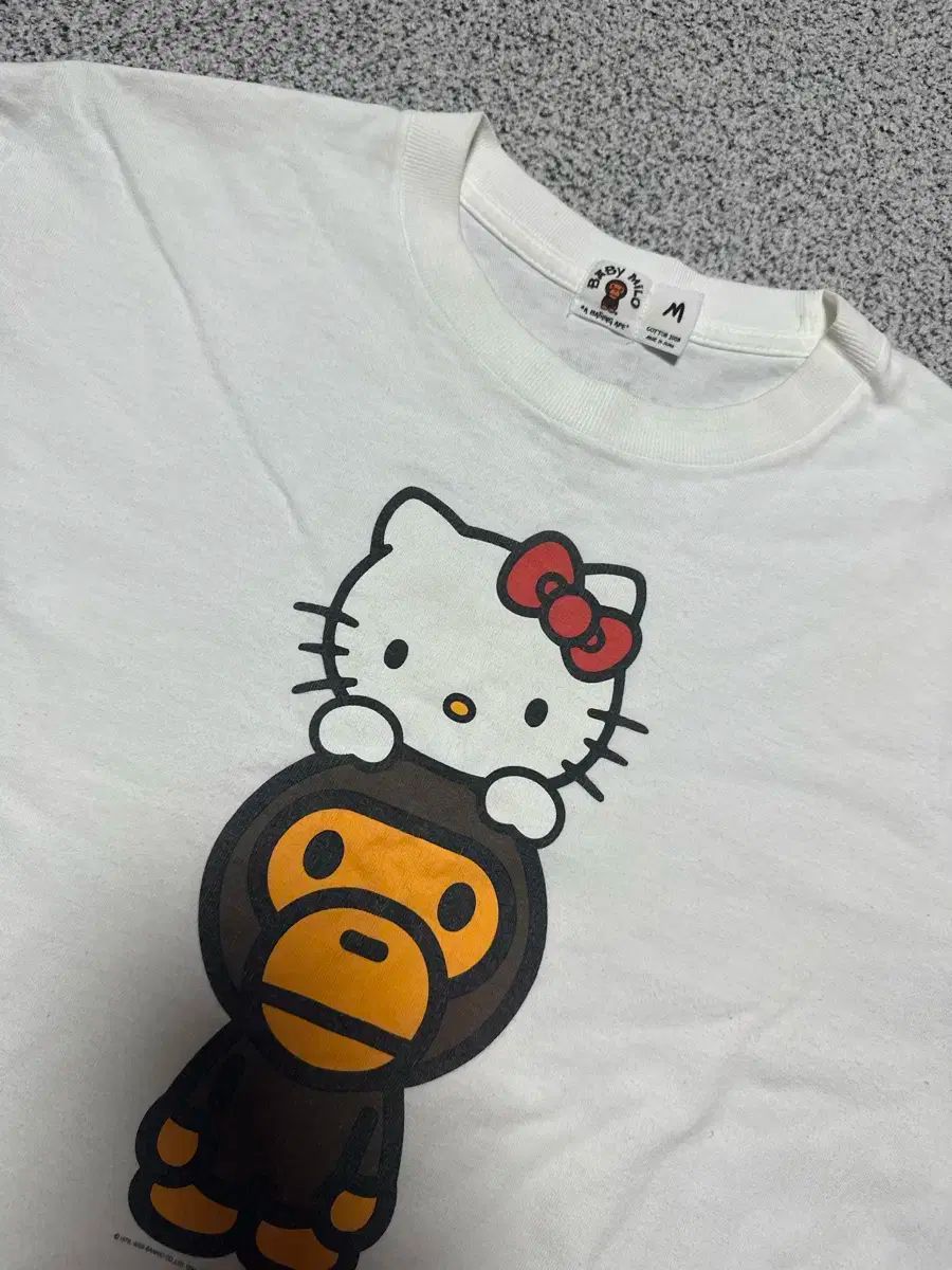 M A BATHING APE アベイシングエイプ Sanrio サンリオ ハローキティ 半袖