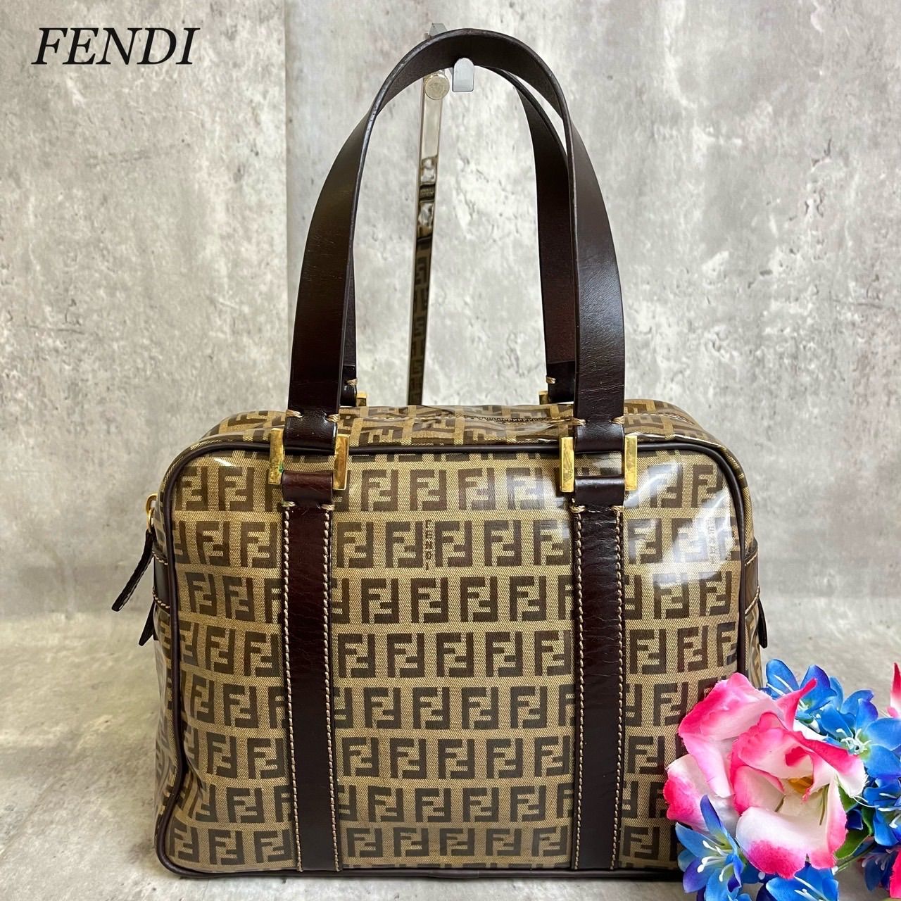 ✨極美品✨ FENDI フェンディ トートバッグ ハンドバッグ ズッキーノ FFロゴ 総柄 ゴールド金具 ロゴ型押し レザー キャンバスコーティング  レディース ベージュ 肌色 ブラウン 茶色 - メルカリ