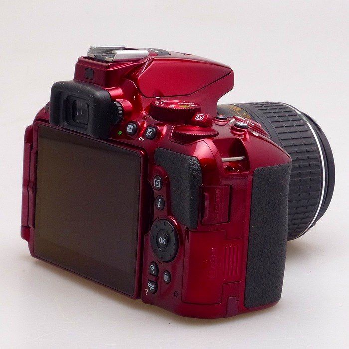 中古】(ニコン) Nikon D5500 18-55VR2 レンズキット レッド