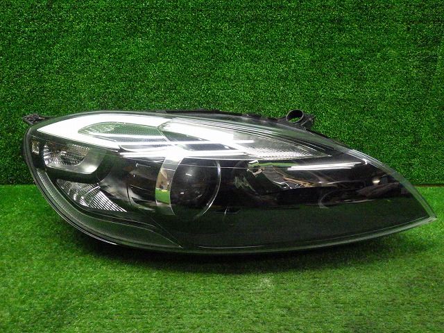 V40 T4 右ヘッドライト HID MB MD 前期 31283335 ボルボ バラスト付