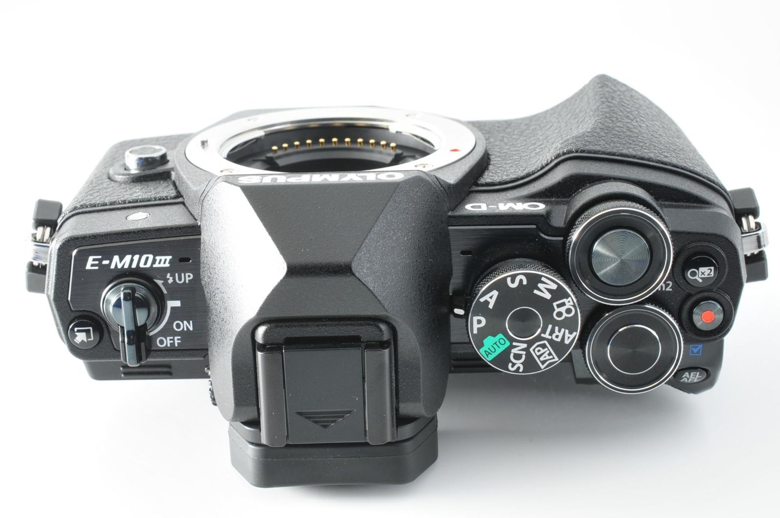 OLYMPUS OM-D E-M10 ボディ ブラック◇美品◇ オリンパス OLYMPUS OM-D E-M10 ボディ ブラック◇美品◇ オリンパス