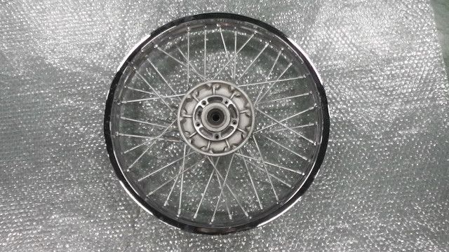 エストレヤRS BJ250A-068xxx の フロントホイール:#1698713376