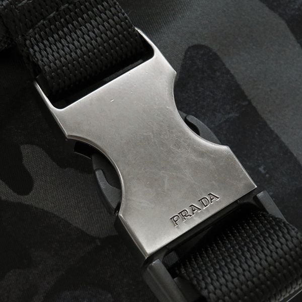 【美品】プラダ メッセンジャーバッグ レザー×ナイロン 迷彩 黒系 VA0994 PRADA プラダ VA0994 ボディバッグ メッセンジャーバッグ ショルダー