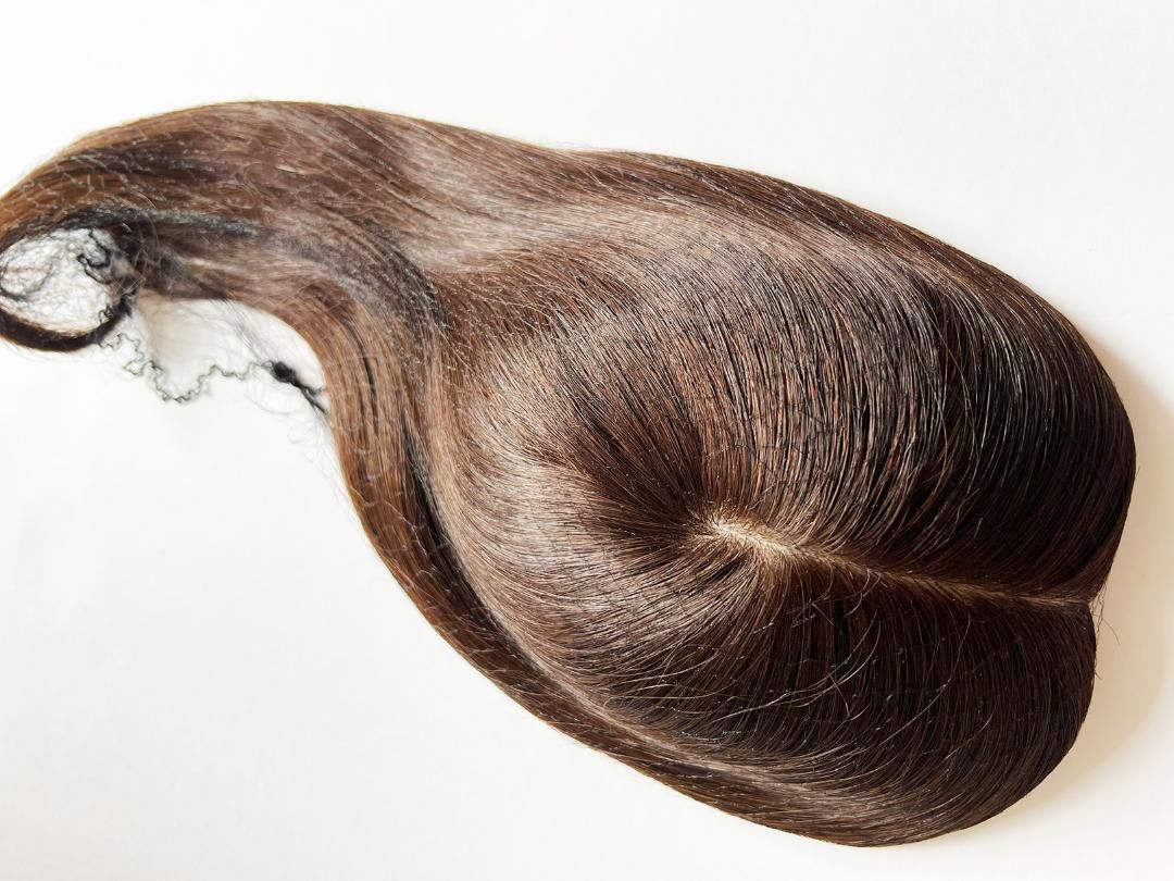 このウィッグの特徴左百合ウィッグ　M　30ｃｍ　ヘアピース　人毛１００％レミー医療用　手植ブラウン