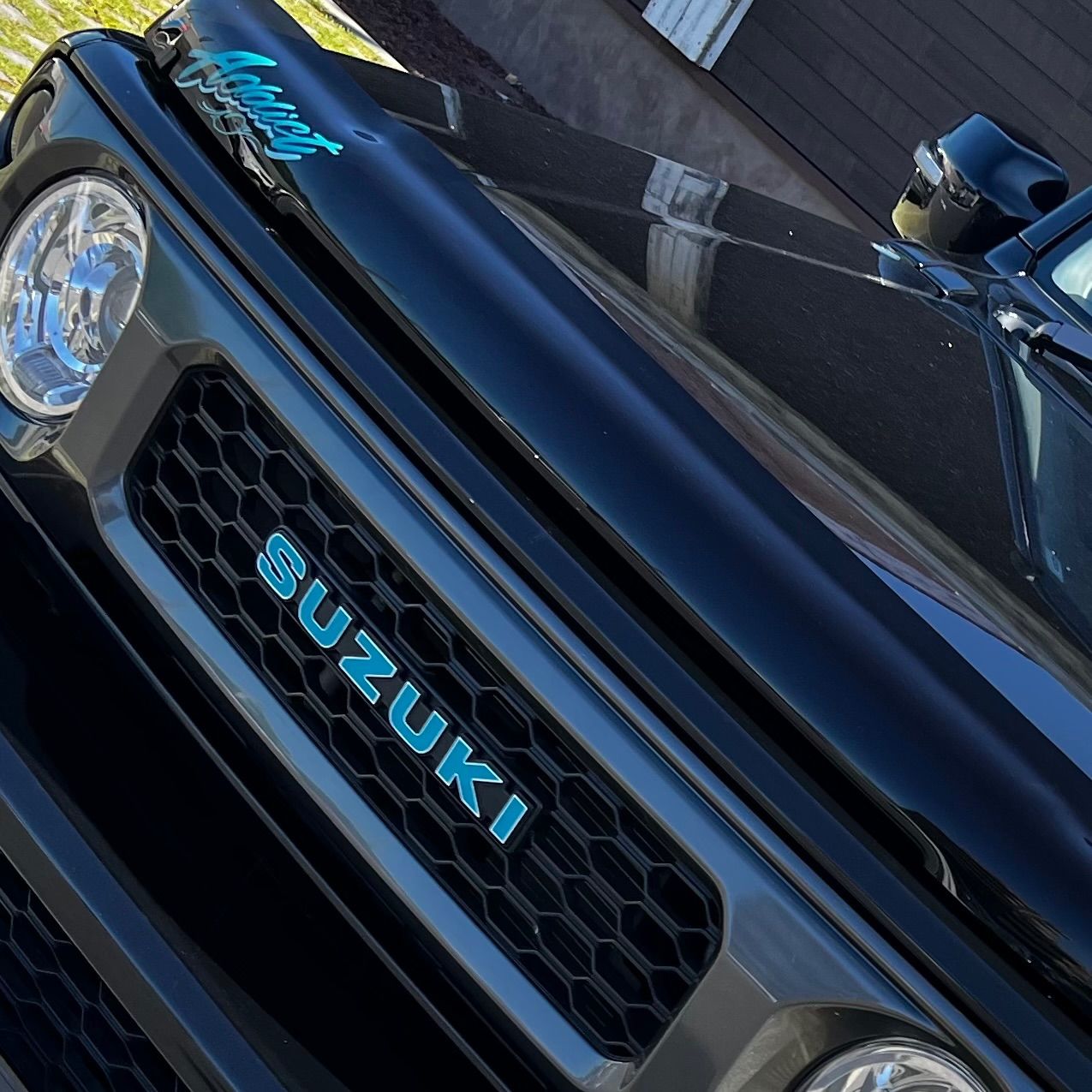SUZUKI純正エンブレム 着せ替えステッカー 各色 - メルカリ