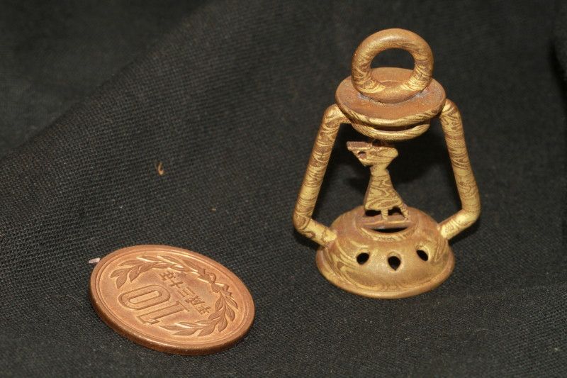 バイオリニスト 真鍮製アクセサリー