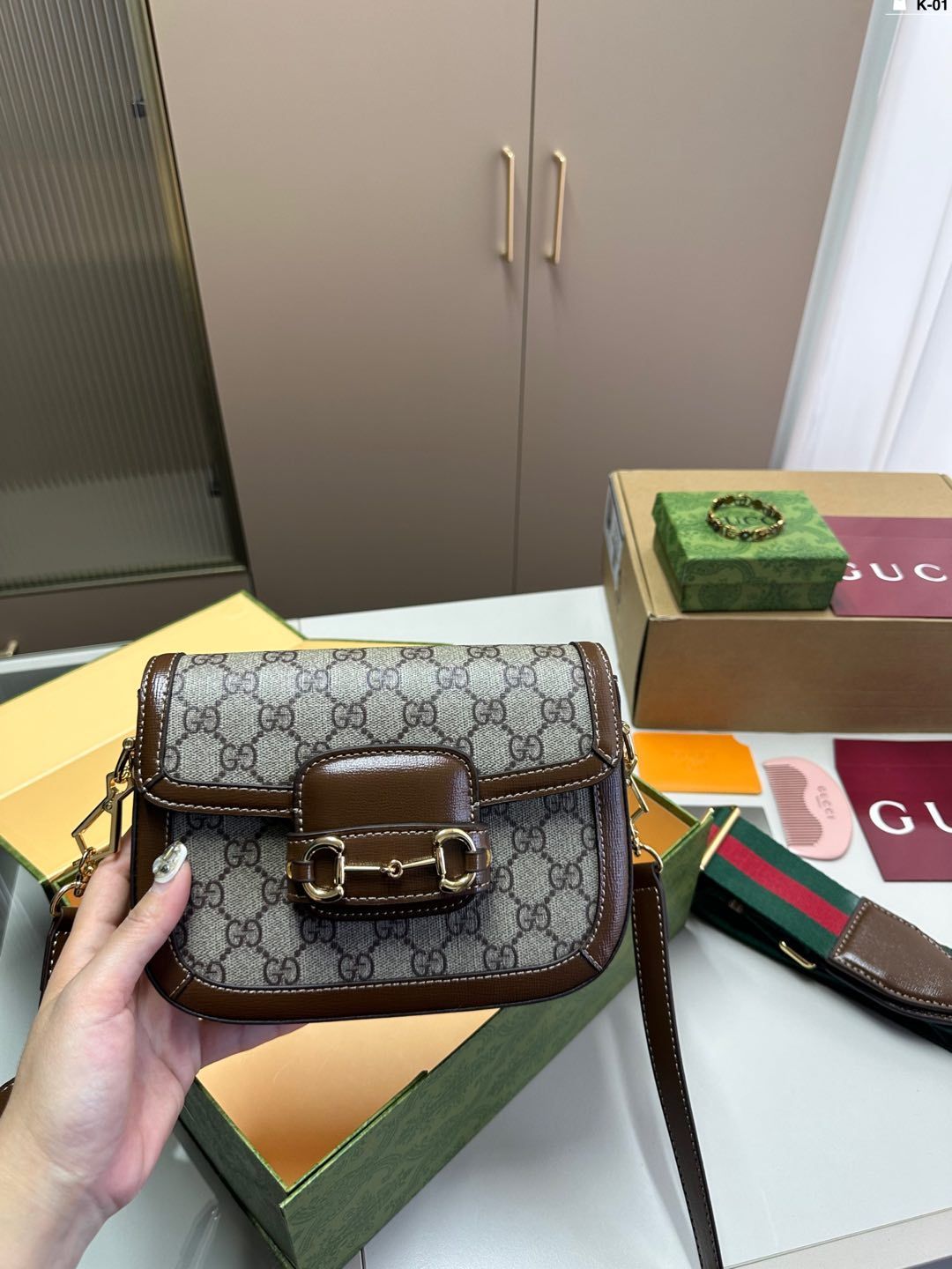 💰p 1760（ブレスレット付き） グッチGUCCI 1955鞍バッグ 両肩