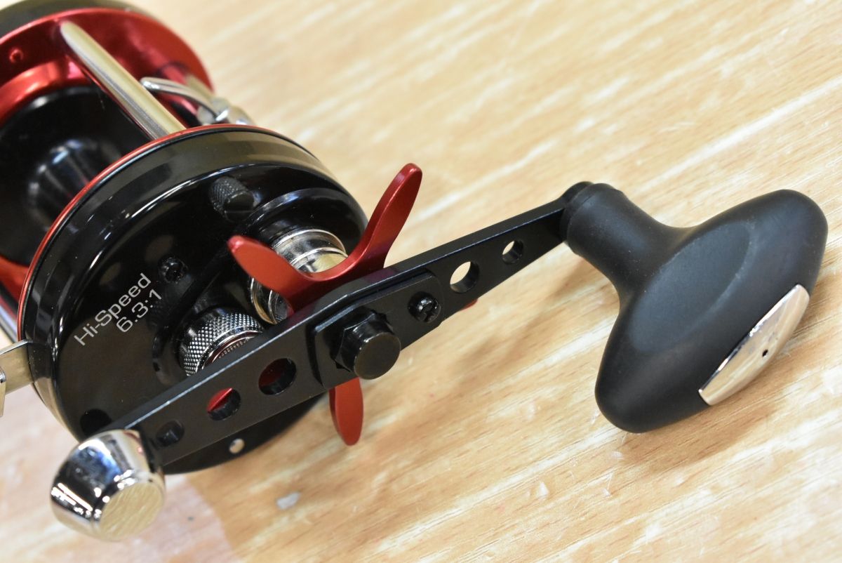  アブガルシア アンバサダー 6500 CS ブラック＆レッド ハイスピード Abu Garcia Ambassadeur Rocket High Speed カゴ釣り フックセット ベイトリール(ルアー用) リール