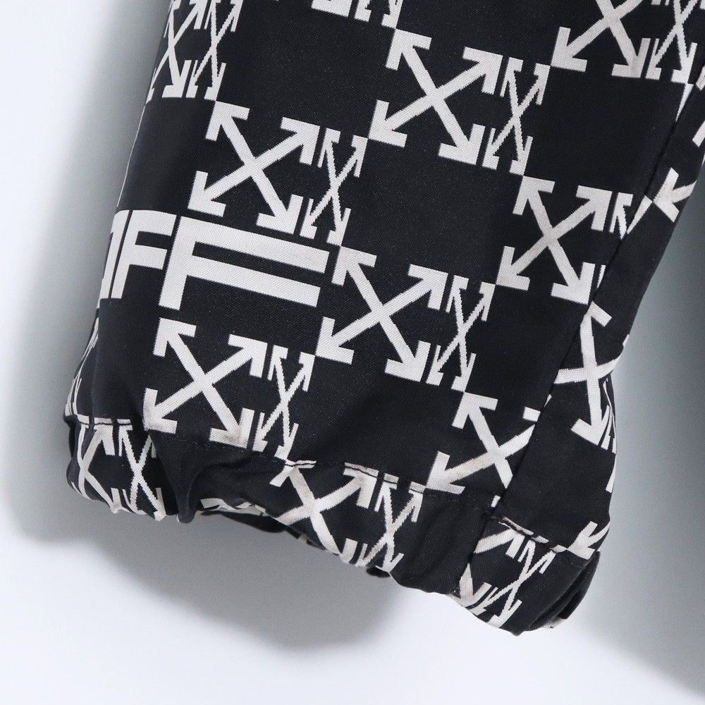 OFF-WHITE オールオーバーロゴ ウインドブレーカー Mサイズ OFF-WHITE オールオーバーロゴ ウインドブレーカー Mサイズ