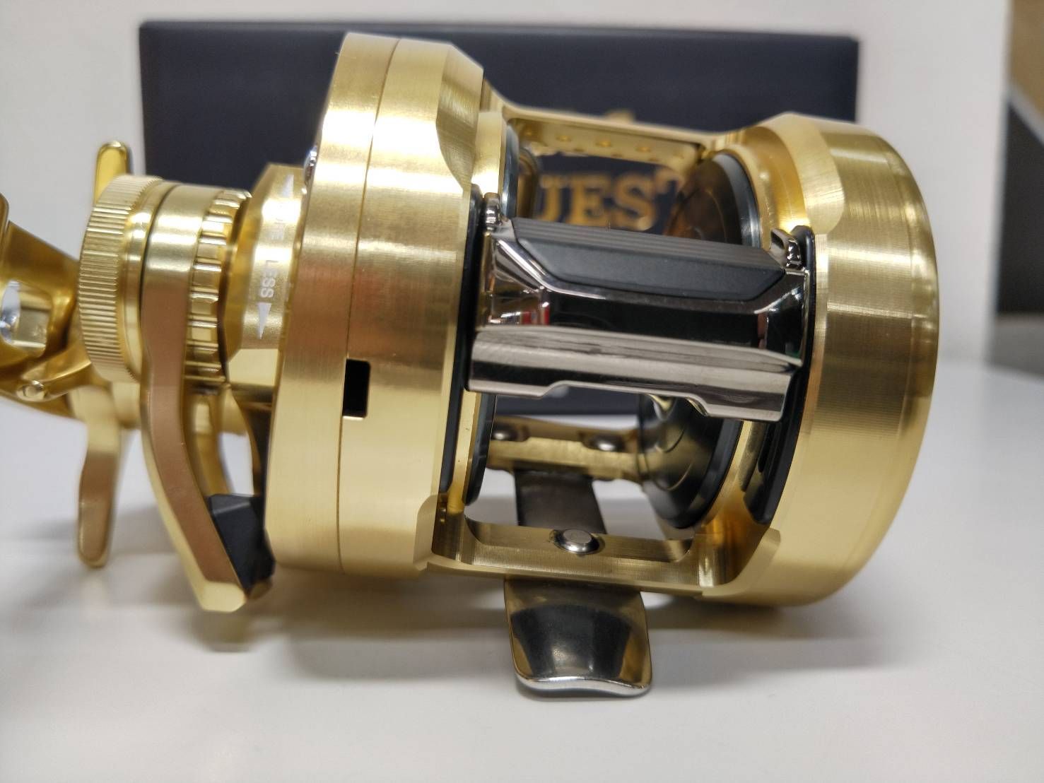 シマノ22 オシアコンクエスト301HGソルト オフショアジギング ベイトリール シマノ-ジギングリール-オシアコンクエストCT-オシコン-301HG-301HG