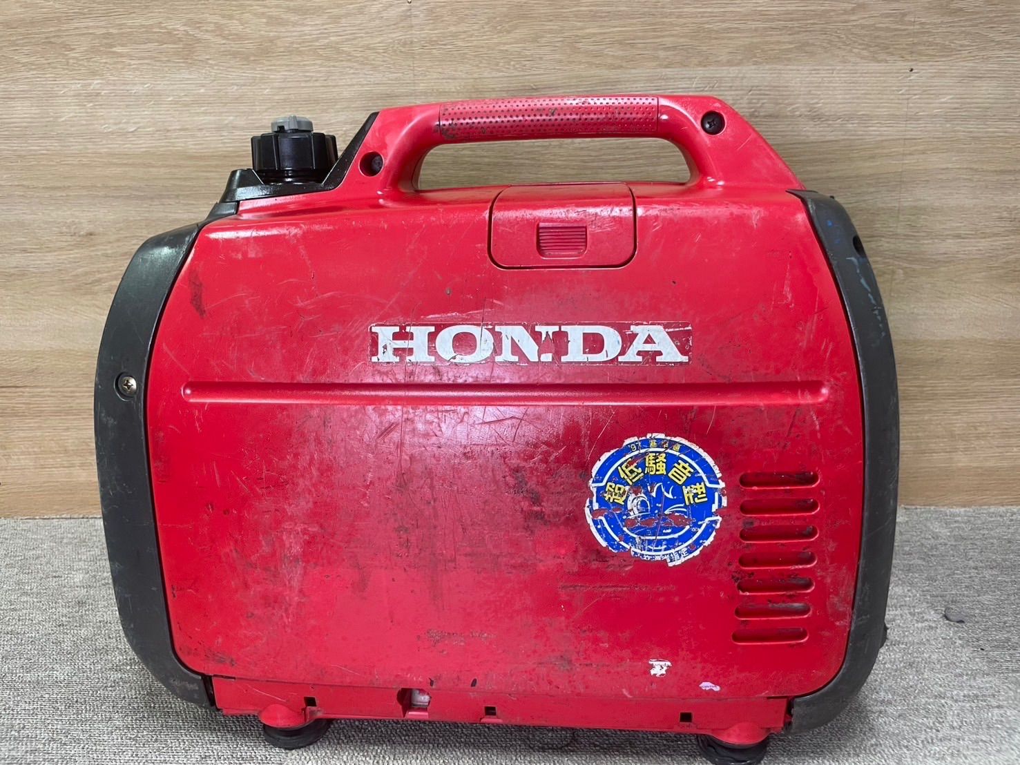 HONDA EU18i ポータブル発電機 RED べーべ ポータブル発電機 ホンダ