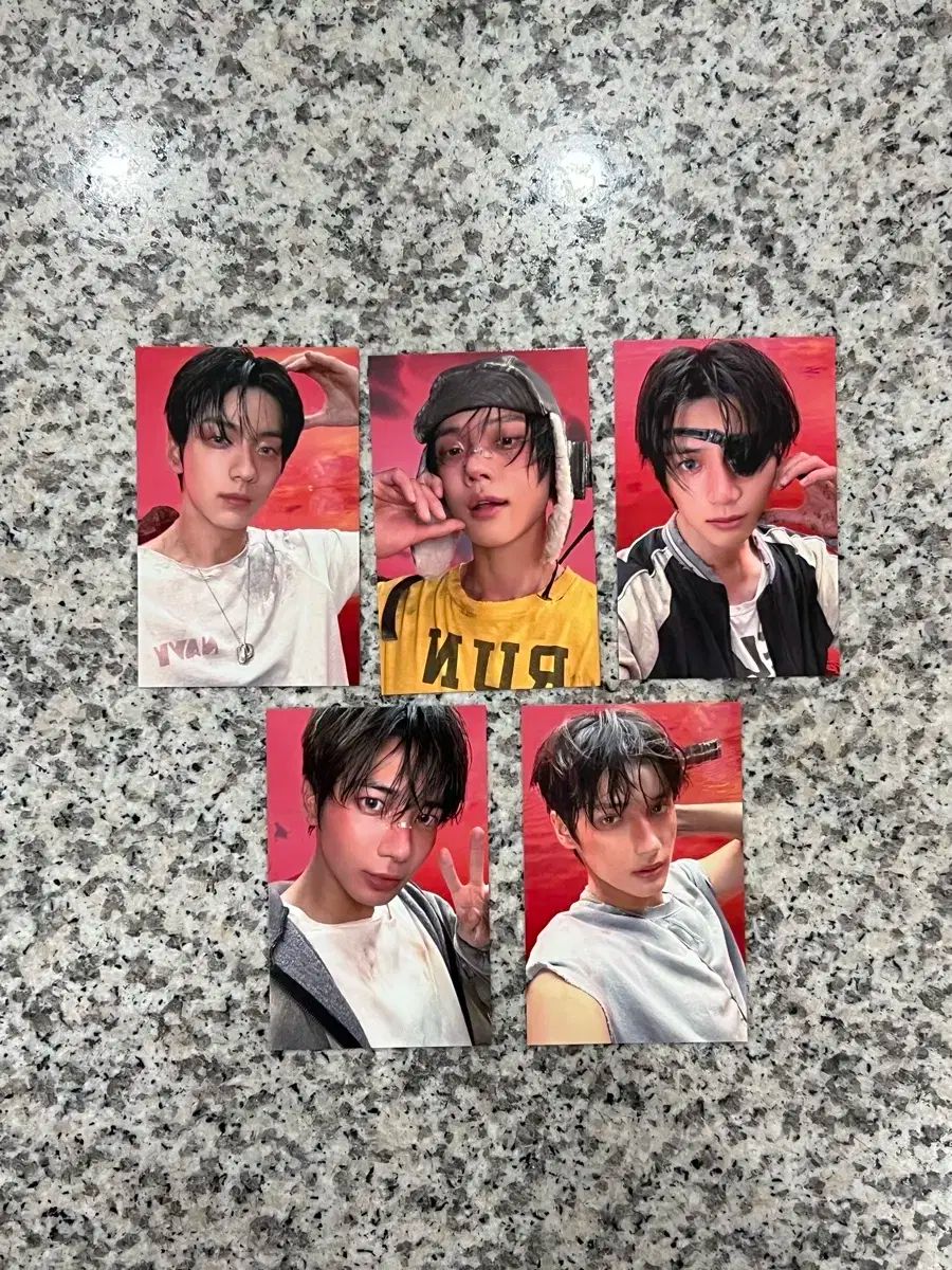 TXT 韓国　公開放送　収録　サノク　　DEJAVU コンプセット　トレカ TXT Love Language 公開放送 韓国 サノク トレカ全員5枚 - メルカリ