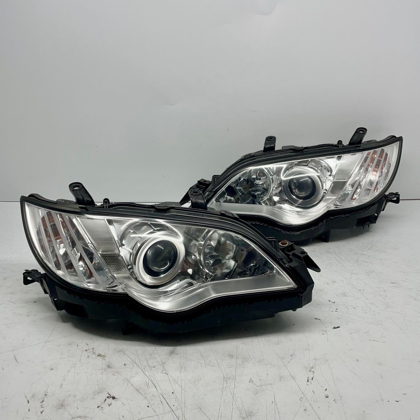 良品【コーティング済】BP5 BP9 BL9 BL5 レガシィ 後期 ヘッドライト  