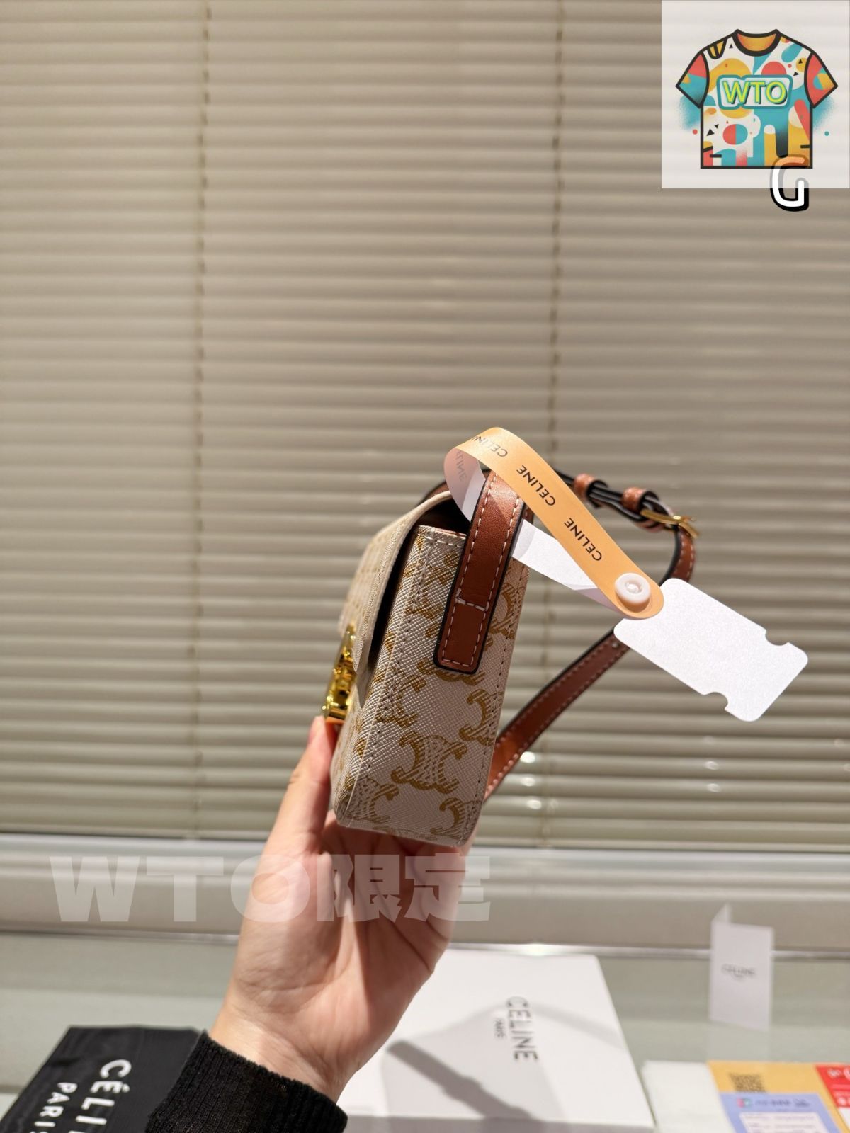 2501-166｜美品｜セリーヌ ショルダーバッグ トリオンフ ターンロック 楽天市場】【未使用 展示品】 セリーヌ CELINE トリオンフ