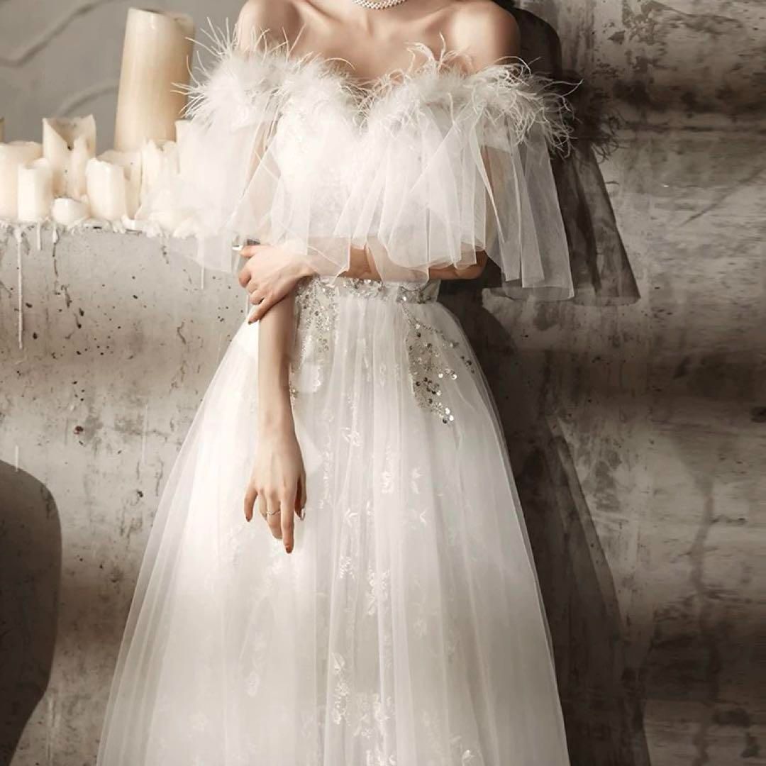 Ameri（アメリ）の「OFF SHOULDER LACE LIKE ROMPERS（サロペット