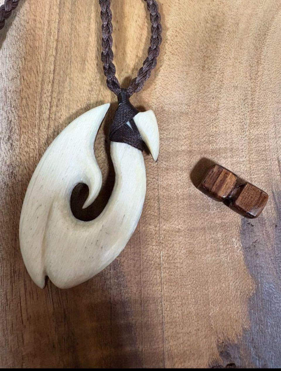 ボーンカービングネックレ hksw5 コア×マッコウmix