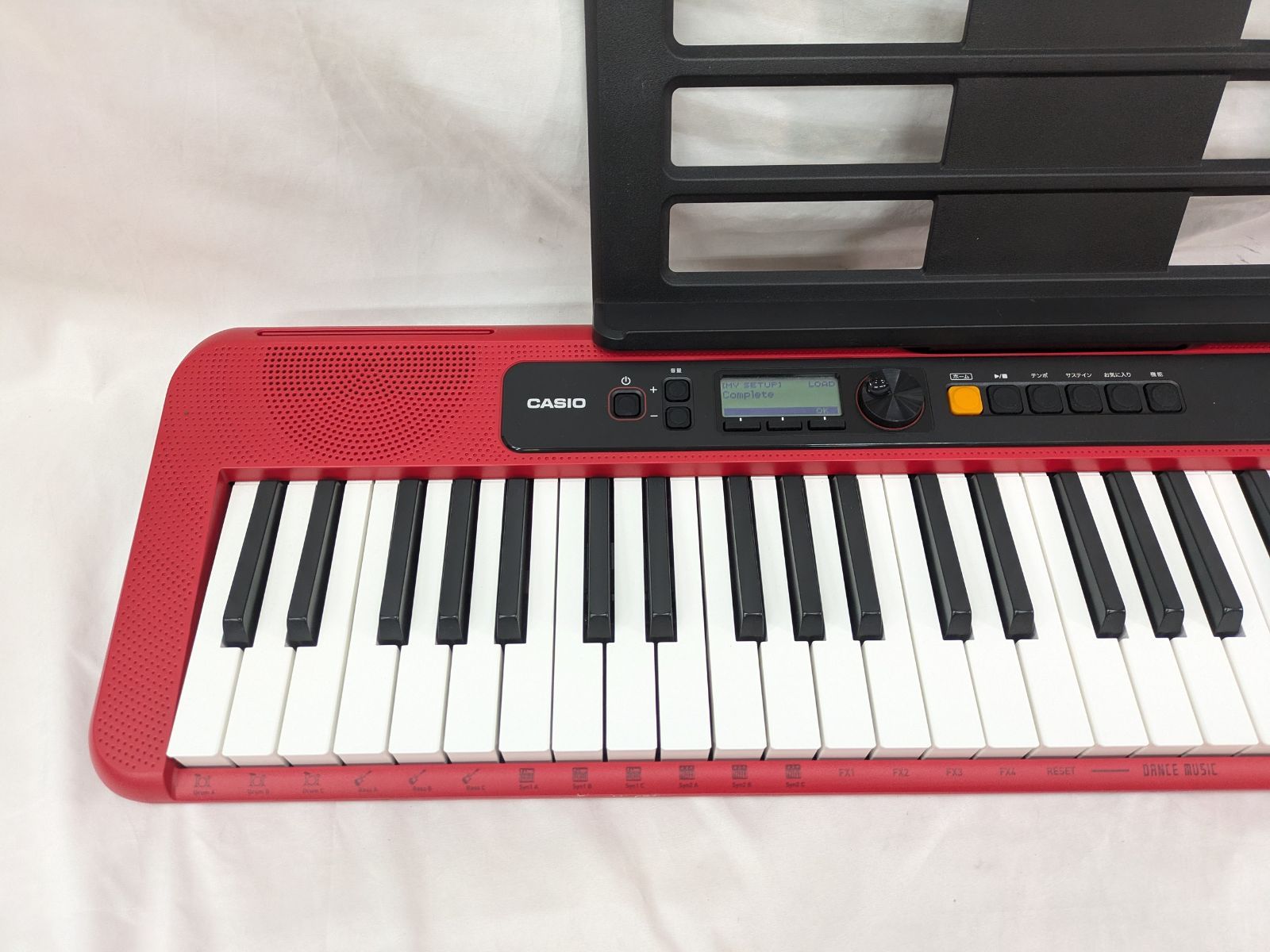 CASIO CT-S200 レッド 61鍵 電子キーボード CASIO Casiotone CT-S200 レッド 61鍵キーボード 送料無料