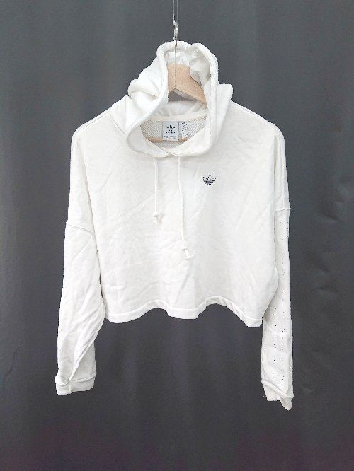 なおとら様❤️A11155 adidas♡細身美品デザイン可愛い着丈長めパーカー♡ adidas】2021A/W ショート丈 フルジップ パーカー