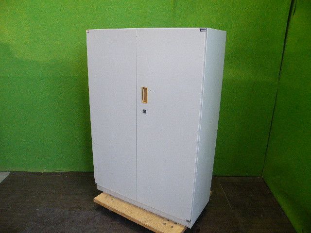 ITO スチール製 両開き書庫 棚３段 カギ無し キズ有り H119cm×W80cm×D36cm キャビネット U-1003