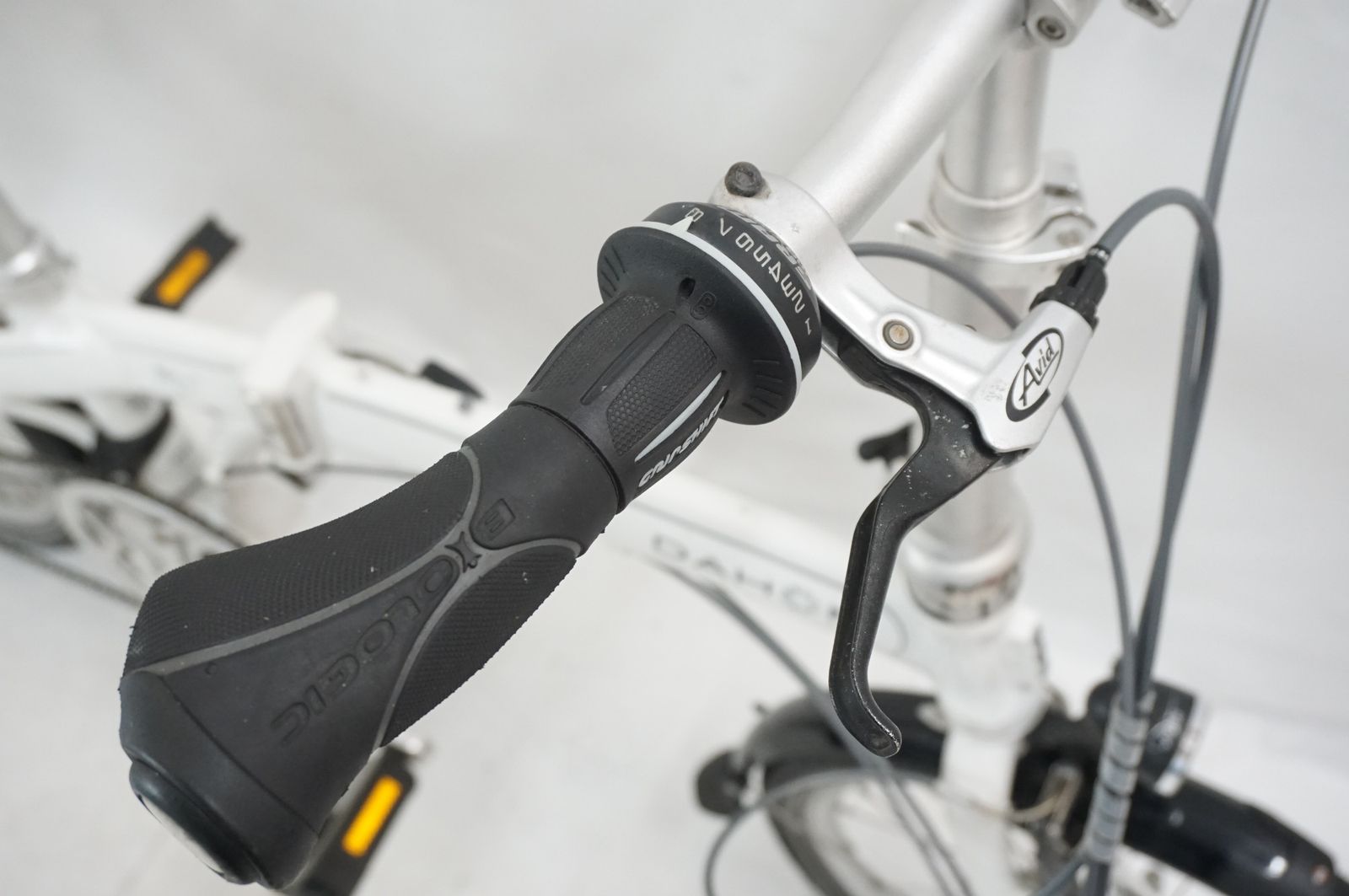DAHON 「ダホン」 MU P8 2010年モデル 20インチ 折り畳み自転車 