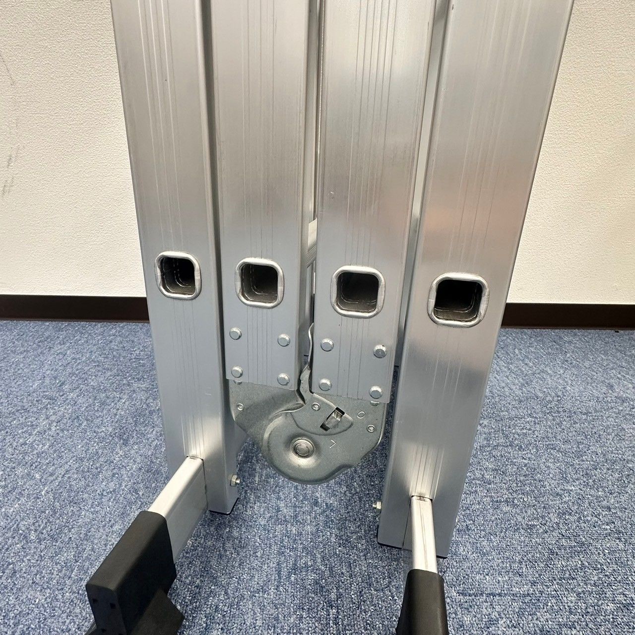 脚立 多機能