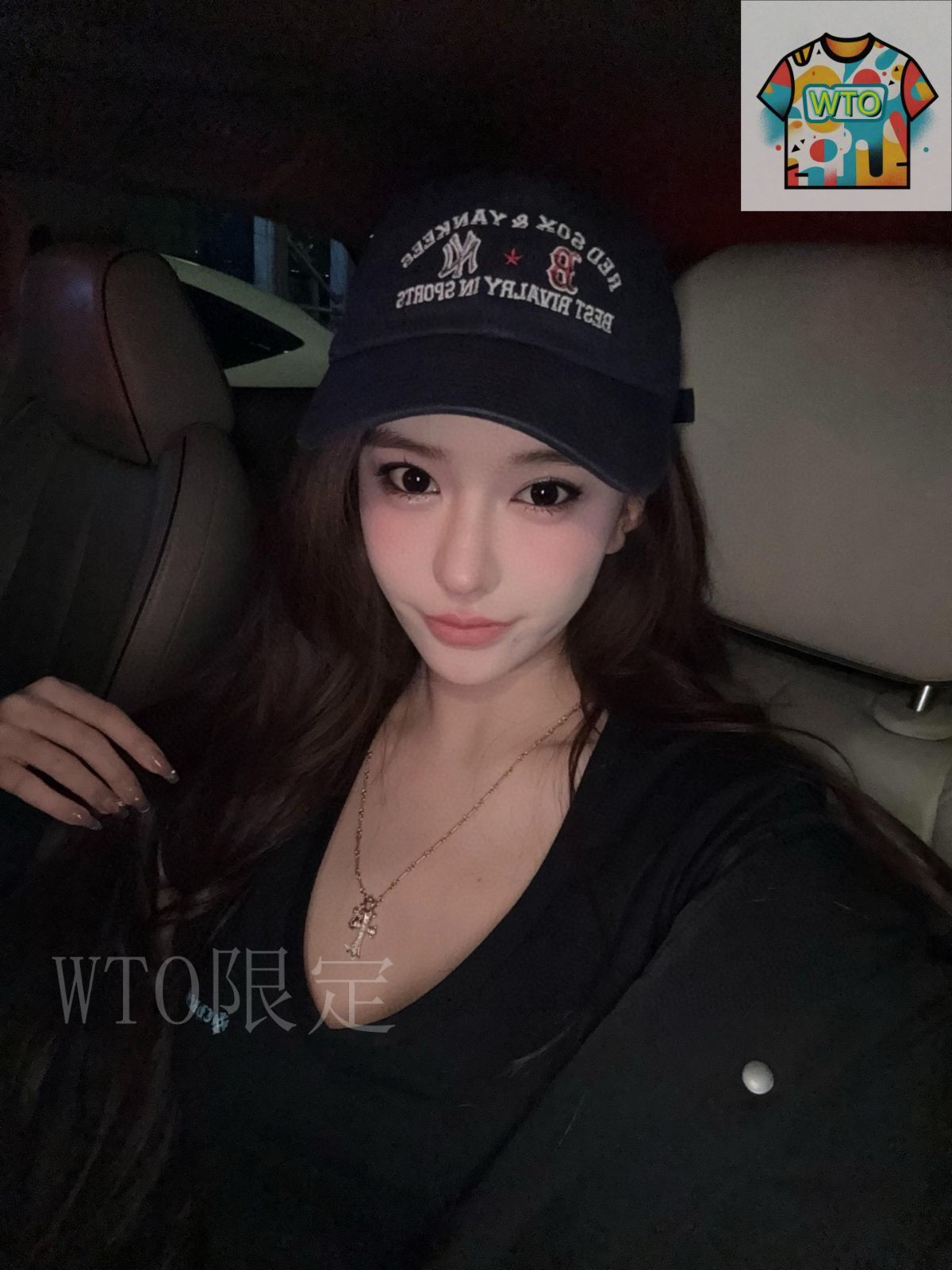 CHROME HEARTS クロムハーツ Vネック Tシャツ CHROME HEARTS (クロムハーツ) Neck Logo L/S Tee ネックロゴ