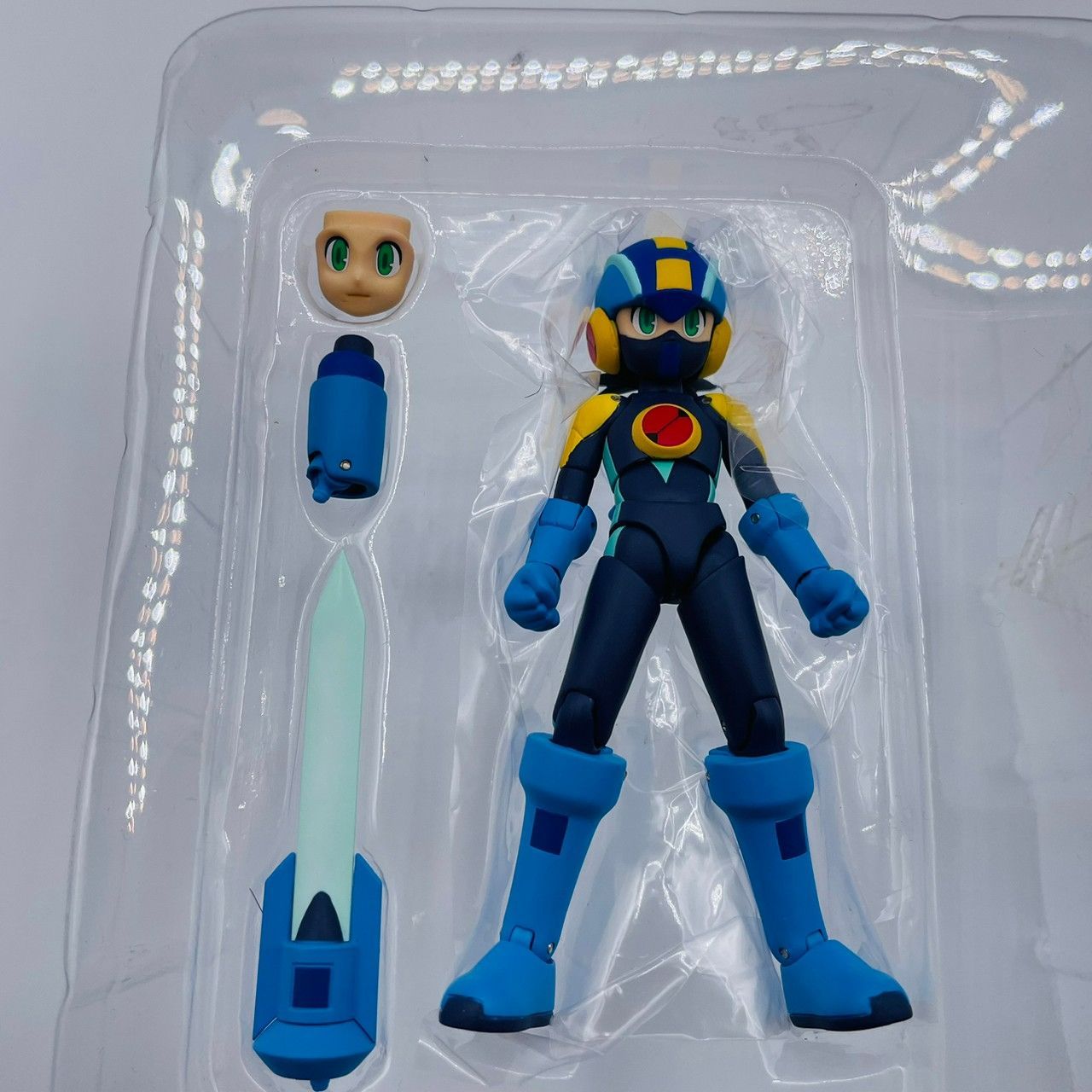 未開封品　４インチネル　ロックマンエグゼ＋ロックマン　セット Amazon | 4インチネル ロックマン エグゼ ノンスケールPVC&ABS製