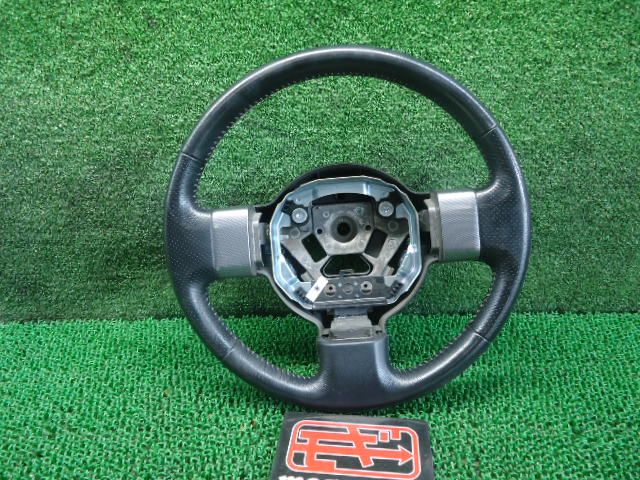 1FI3578 CC3 日産 キューブ YZ11 中期型 レザーステアリング
