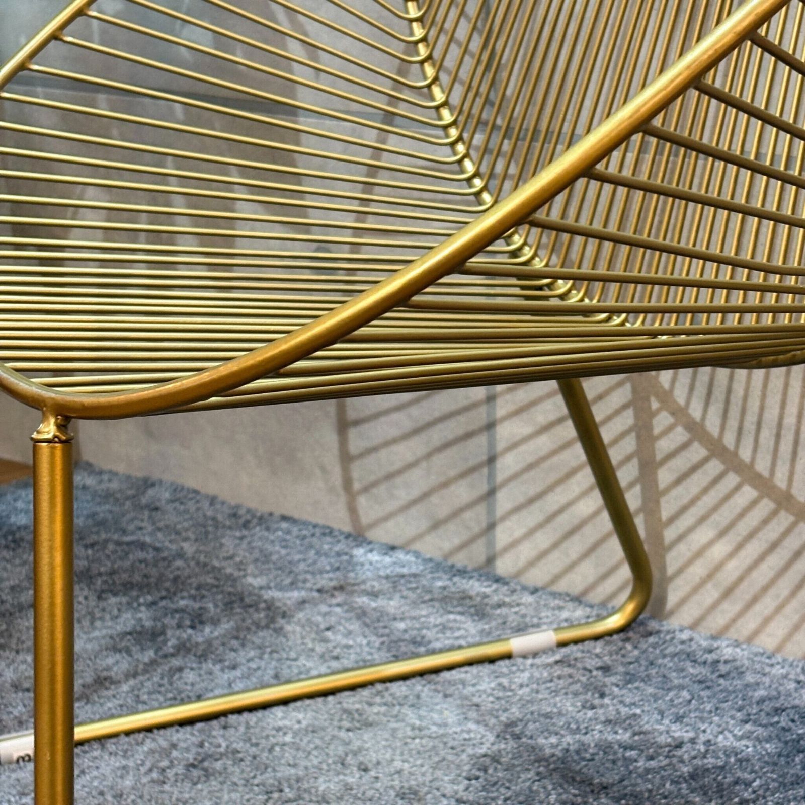 セール ワイヤーフレーム ラウンジチェア | アンティークゴールド