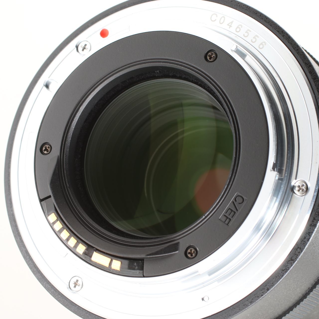 100mm F2.8