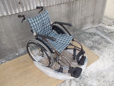 送料無料 一部地域を除く 自走式車椅子 WAVIT-Plus ウェイビットプラス WAP22-42S 洗浄整備品 TS-25-0919-02