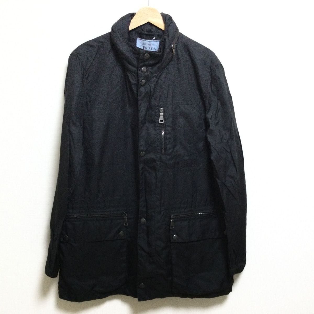 PRADA(プラダ) ブルゾン サイズ48 M メンズ - 黒 長袖/フード収納可/秋/春