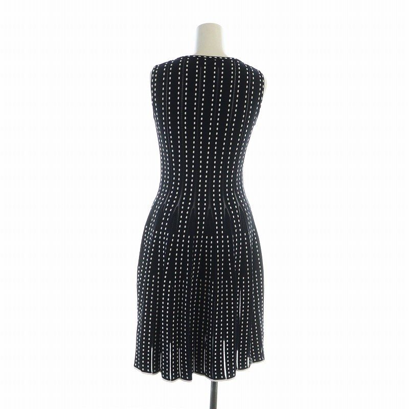 【美品】ANAYI⭐︎アナイ ドット柄フリルノースリーブワンピース ANAYI（アナイ）の「ハートドットプリントラッフルノースリ